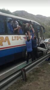 Cuatro personas murieron en choque de La Calera y un auto